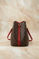 Louis Vuitton NéoNoé MM Monogram Bucket Bag